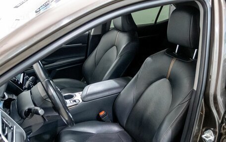 Toyota Camry, 2019 год, 2 855 200 рублей, 17 фотография