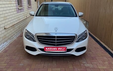 Mercedes-Benz C-Класс, 2015 год, 1 900 000 рублей, 14 фотография