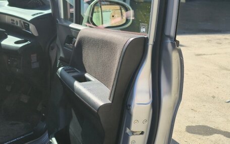 Honda Freed I, 2012 год, 1 430 000 рублей, 14 фотография