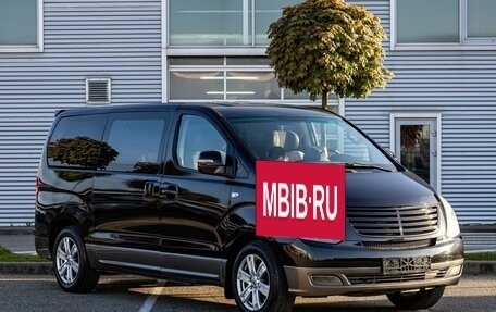 Hyundai Grand Starex Grand Starex I рестайлинг 2, 2014 год, 1 895 000 рублей, 3 фотография