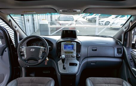 Hyundai Grand Starex Grand Starex I рестайлинг 2, 2014 год, 1 895 000 рублей, 16 фотография