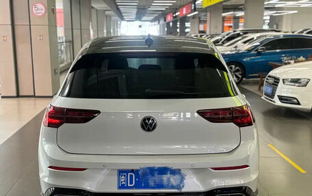Volkswagen Golf VIII, 2022 год, 1 420 000 рублей, 5 фотография