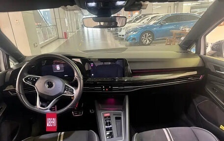 Volkswagen Golf VIII, 2022 год, 1 420 000 рублей, 8 фотография
