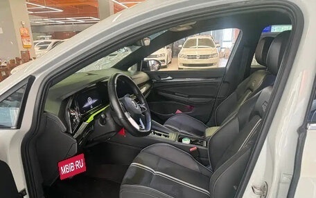 Volkswagen Golf VIII, 2022 год, 1 420 000 рублей, 7 фотография