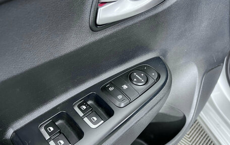 KIA Rio IV, 2018 год, 1 499 000 рублей, 17 фотография