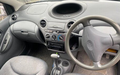 Toyota Vitz, 2000 год, 300 000 рублей, 8 фотография