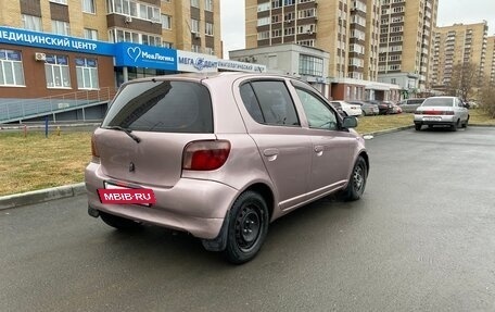 Toyota Vitz, 2000 год, 300 000 рублей, 7 фотография