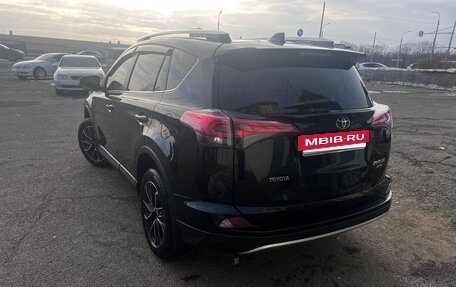 Toyota RAV4, 2016 год, 2 280 000 рублей, 13 фотография