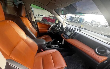 Toyota RAV4, 2016 год, 2 280 000 рублей, 27 фотография