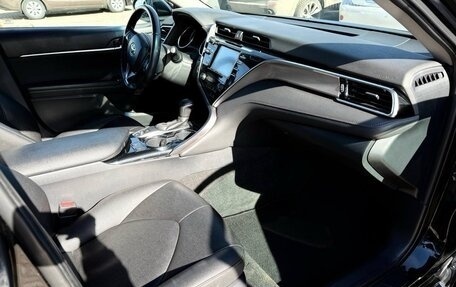 Toyota Camry, 2020 год, 2 190 000 рублей, 10 фотография