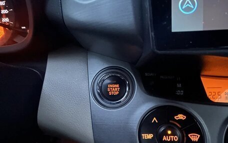 Toyota RAV4, 2006 год, 1 050 000 рублей, 11 фотография