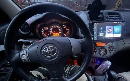 Toyota RAV4, 2006 год, 1 050 000 рублей, 10 фотография
