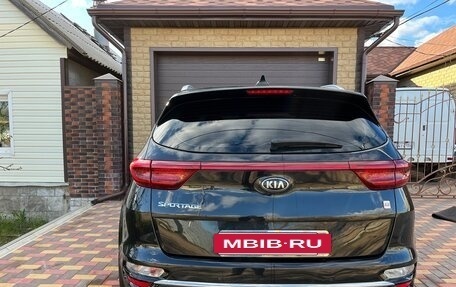 KIA Sportage IV рестайлинг, 2019 год, 2 100 000 рублей, 12 фотография