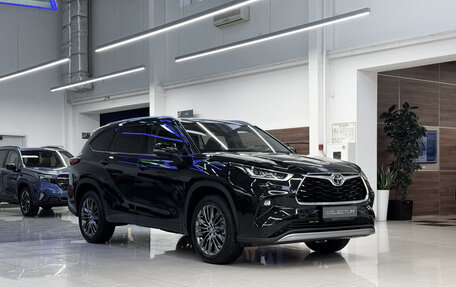 Toyota Highlander, 2025 год, 5 500 000 рублей, 3 фотография