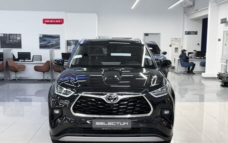 Toyota Highlander, 2025 год, 5 500 000 рублей, 2 фотография