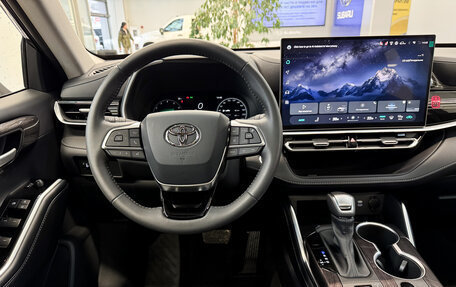Toyota Highlander, 2025 год, 5 500 000 рублей, 22 фотография