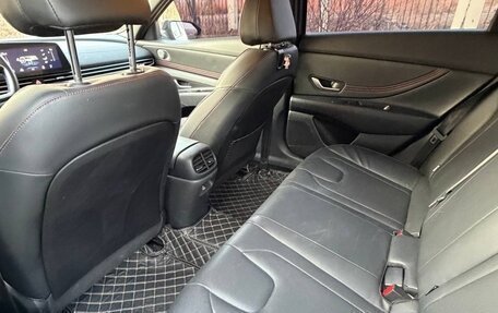 Hyundai Elantra, 2023 год, 1 500 000 рублей, 16 фотография