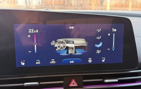 Hyundai Elantra, 2023 год, 1 500 000 рублей, 12 фотография