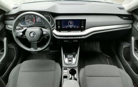 Skoda Octavia IV, 2021 год, 2 299 000 рублей, 13 фотография