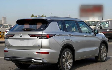 Mitsubishi Outlander, 2026 год, 7 090 000 рублей, 7 фотография