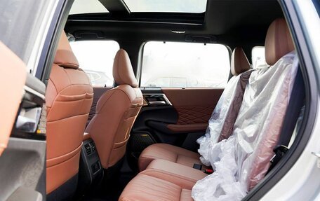 Mitsubishi Outlander, 2026 год, 7 090 000 рублей, 18 фотография