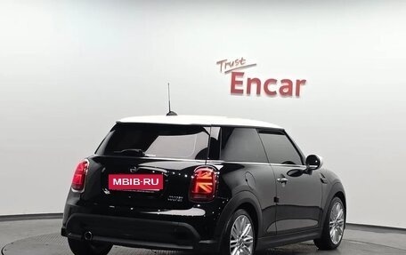 MINI Hatch, 2023 год, 2 260 000 рублей, 2 фотография