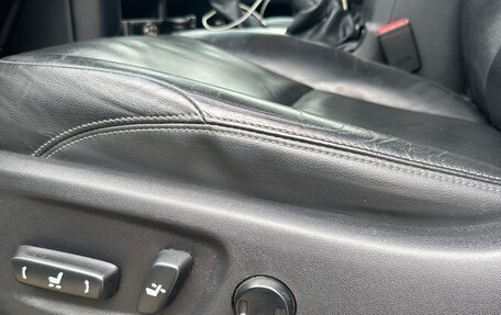 Toyota Land Cruiser Prado 150 рестайлинг 2, 2018 год, 4 300 000 рублей, 7 фотография