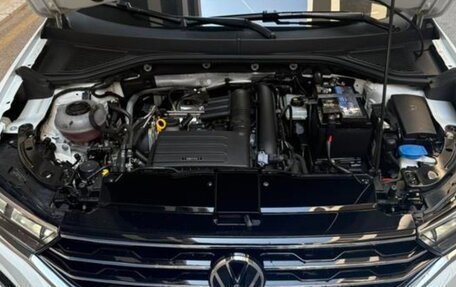 Volkswagen T-Roc I, 2022 год, 1 410 000 рублей, 14 фотография