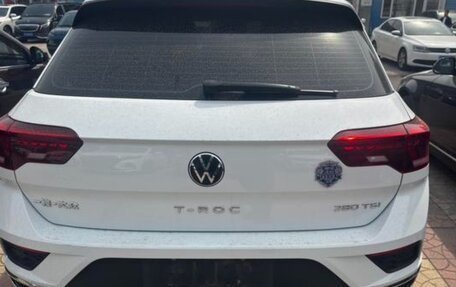 Volkswagen T-Roc I, 2022 год, 1 345 000 рублей, 5 фотография