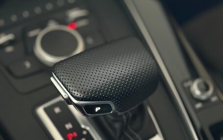 Audi A4, 2016 год, 2 100 000 рублей, 11 фотография