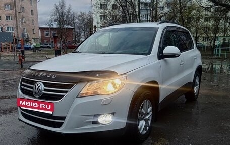 Volkswagen Tiguan I, 2008 год, 650 000 рублей, 2 фотография