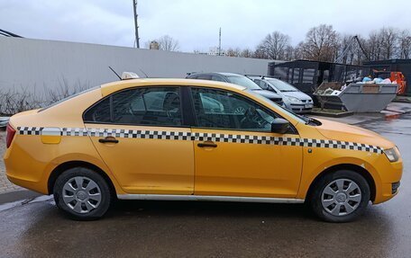 Skoda Rapid I, 2016 год, 450 000 рублей, 3 фотография