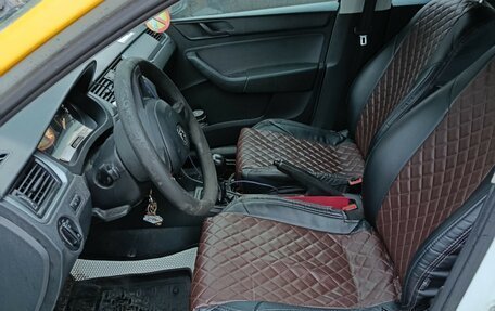 Skoda Rapid I, 2016 год, 450 000 рублей, 5 фотография