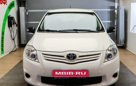 Toyota Auris II, 2010 год, 1 097 000 рублей, 2 фотография