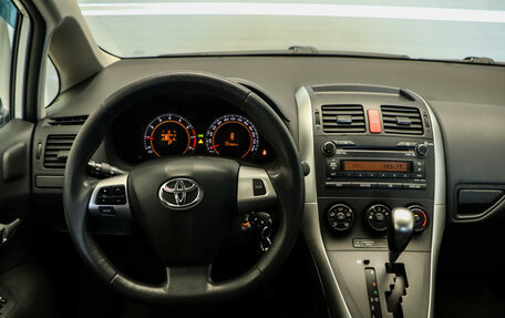 Toyota Auris II, 2010 год, 1 097 000 рублей, 11 фотография