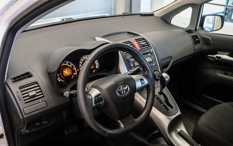 Toyota Auris II, 2010 год, 1 097 000 рублей, 7 фотография