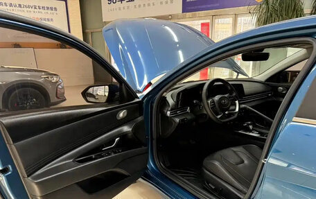 Hyundai Elantra, 2022 год, 1 637 000 рублей, 15 фотография