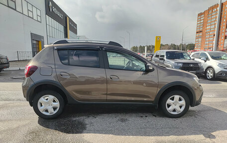 Renault Sandero II рестайлинг, 2021 год, 1 390 000 рублей, 8 фотография