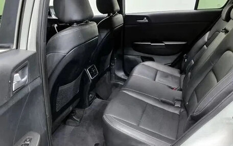 KIA Sportage IV рестайлинг, 2021 год, 1 710 000 рублей, 9 фотография