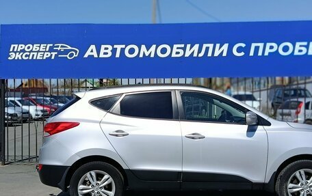 Hyundai ix35 I рестайлинг, 2012 год, 1 150 000 рублей, 10 фотография