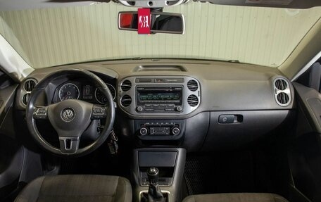 Volkswagen Tiguan I, 2013 год, 975 000 рублей, 18 фотография
