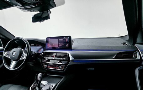 BMW 5 серия, 2020 год, 4 275 000 рублей, 9 фотография