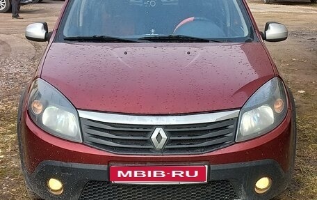 Renault Sandero I, 2013 год, 500 000 рублей, 1 фотография