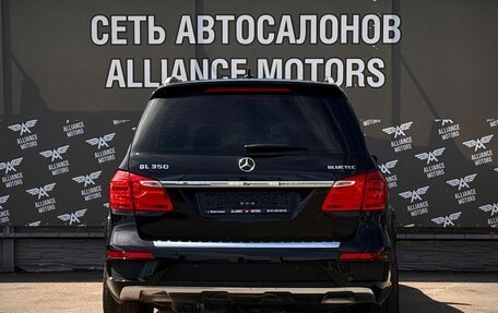Mercedes-Benz GL-Класс, 2015 год, 2 600 000 рублей, 6 фотография