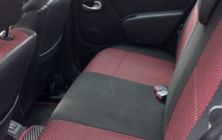 Renault Sandero I, 2013 год, 500 000 рублей, 13 фотография