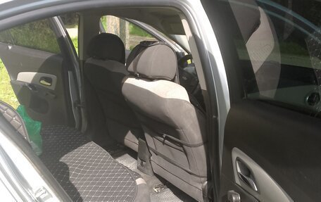 Chevrolet Cruze II, 2011 год, 550 000 рублей, 7 фотография