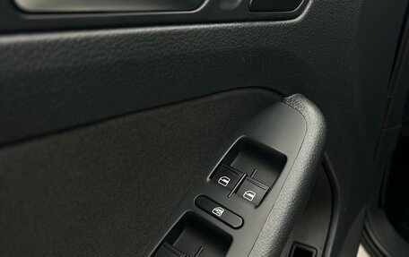 Volkswagen Jetta VI, 2012 год, 949 000 рублей, 4 фотография