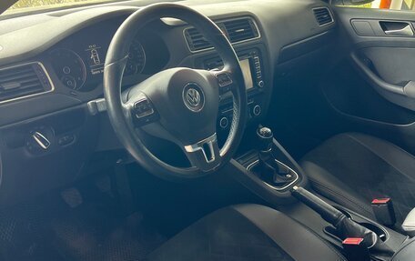 Volkswagen Jetta VI, 2012 год, 949 000 рублей, 10 фотография