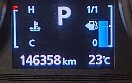 Mitsubishi Outlander III рестайлинг 3, 2017 год, 1 850 000 рублей, 16 фотография