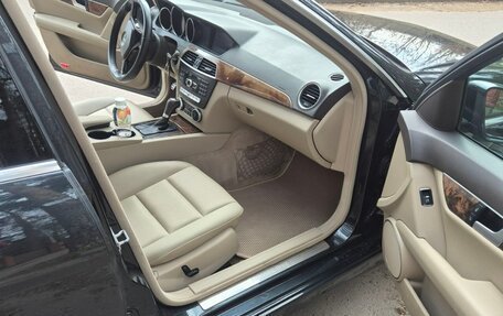 Mercedes-Benz C-Класс, 2011 год, 1 320 000 рублей, 16 фотография
